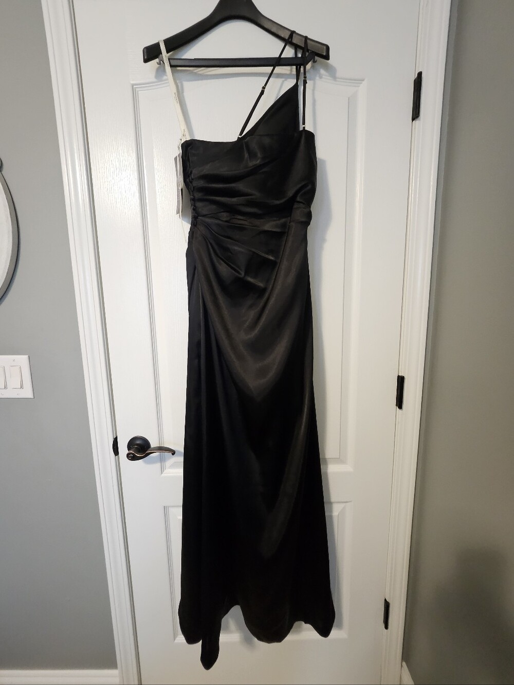 One-Shoulder Black Satin Evening Dress - Women's Formal Gown